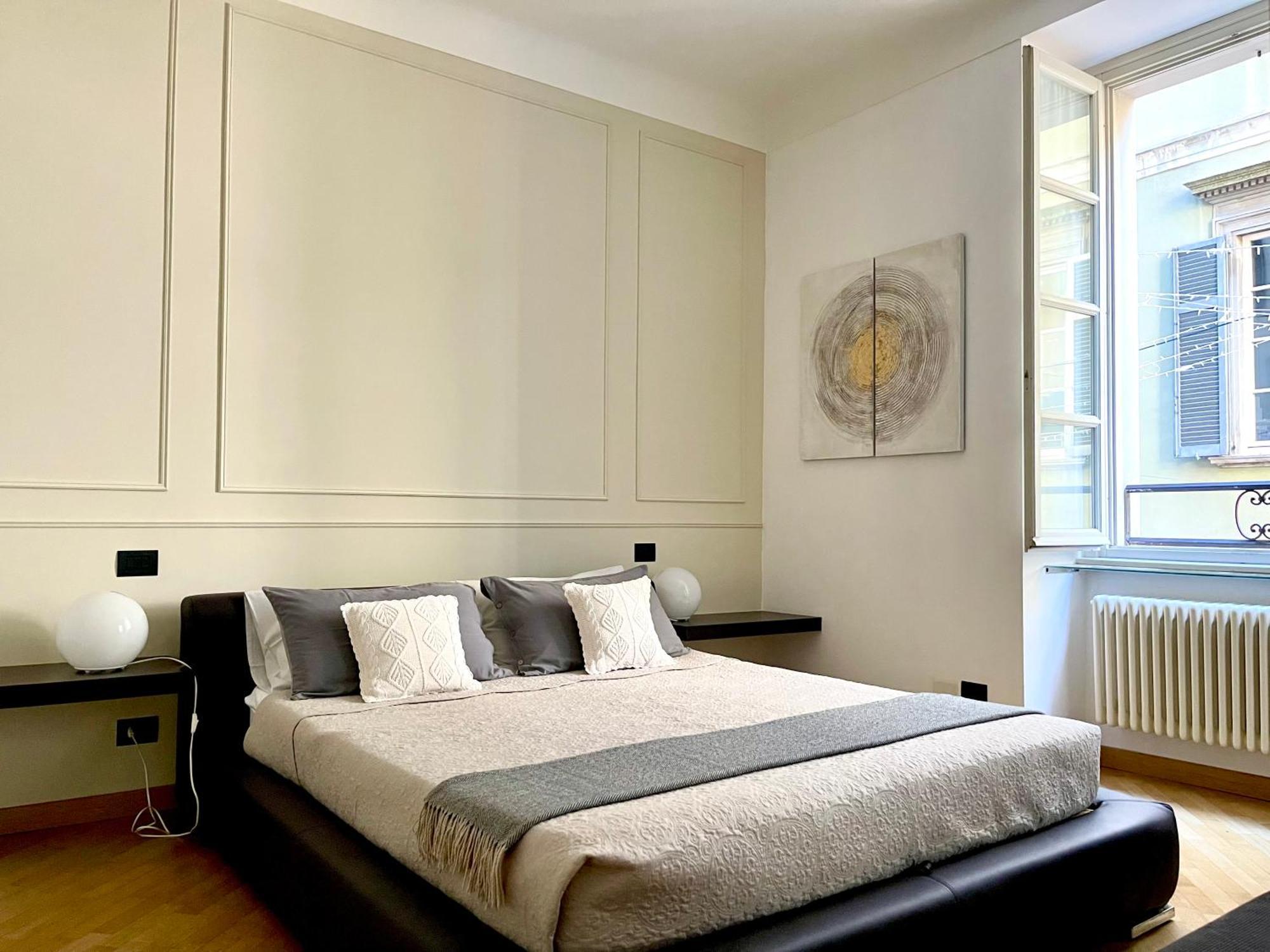 Charming Como - Apartment Downtown In The Pedestrian Area With 2 Double Bedrooms And 2 Complete Bathrooms A Spacious Living Room And Full Equipped Kitchen Eksteriør bilde